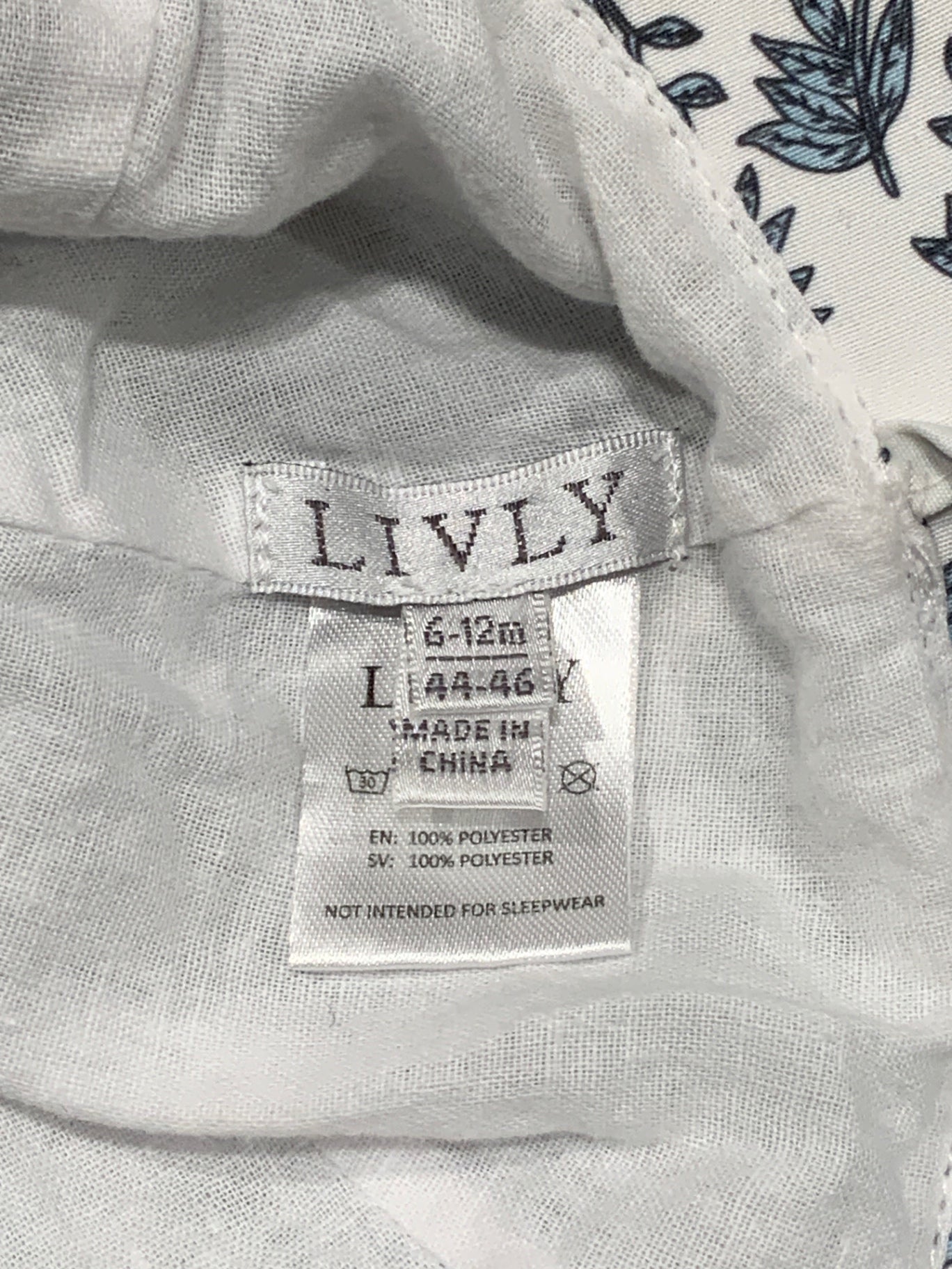 S Livly Solhatt 44/46 Blommig