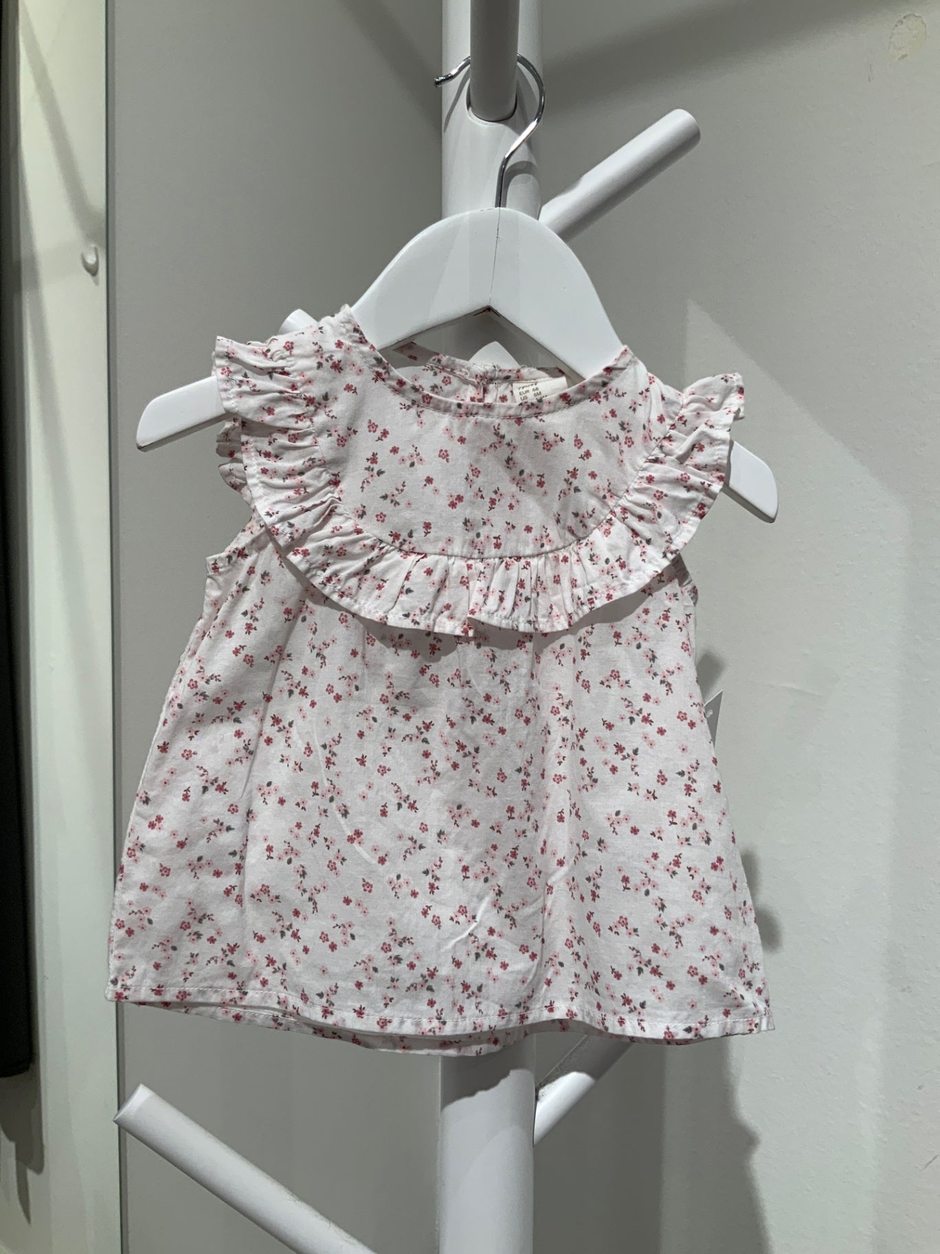 S H&M Klänning 68 Vit/Blommig