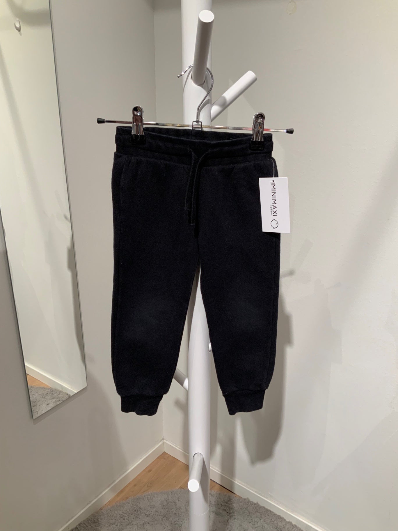 S H&M Mjukisbyxor 98 Svart