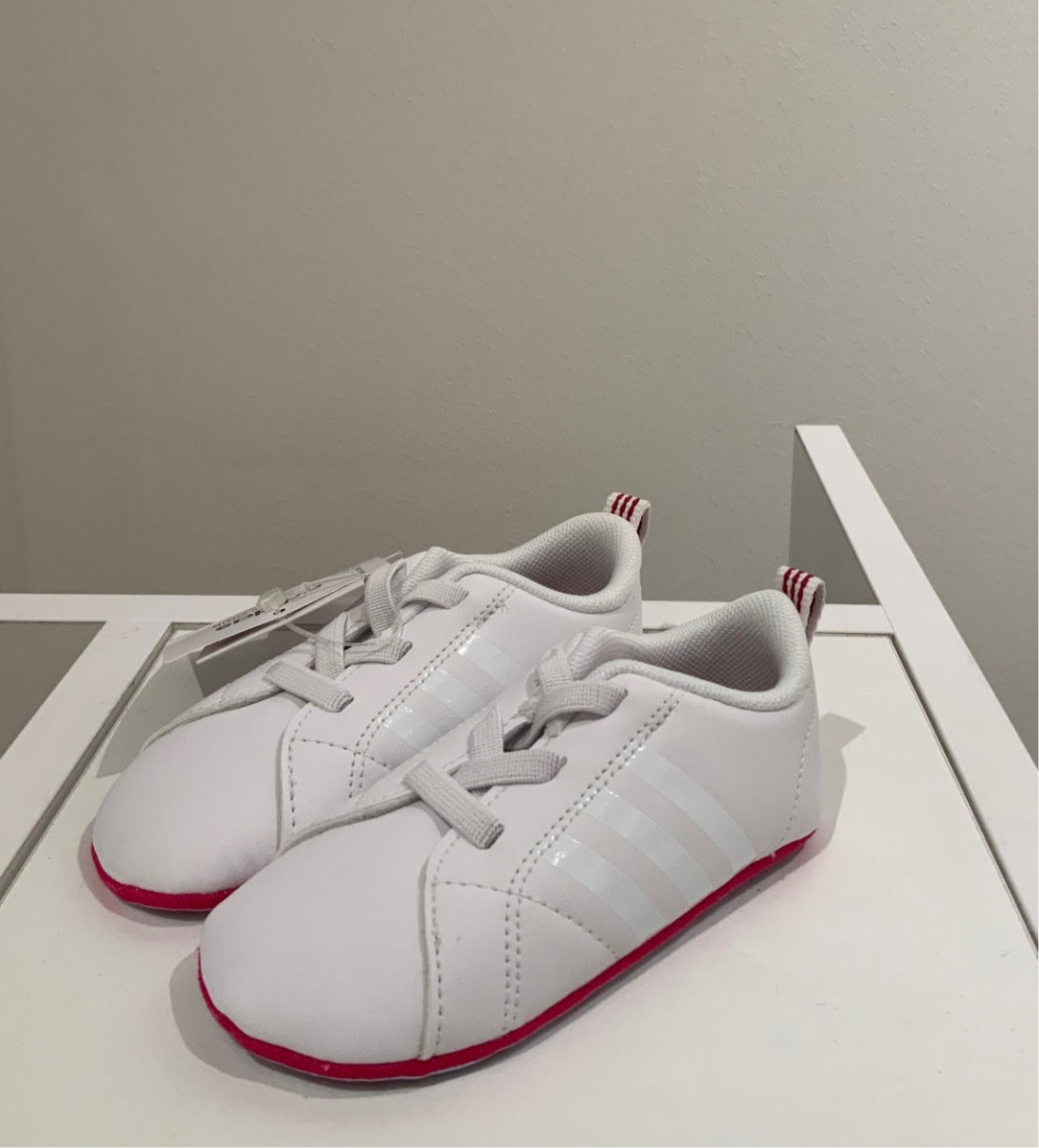 S Adidas Skor 19 Vit/Rosa