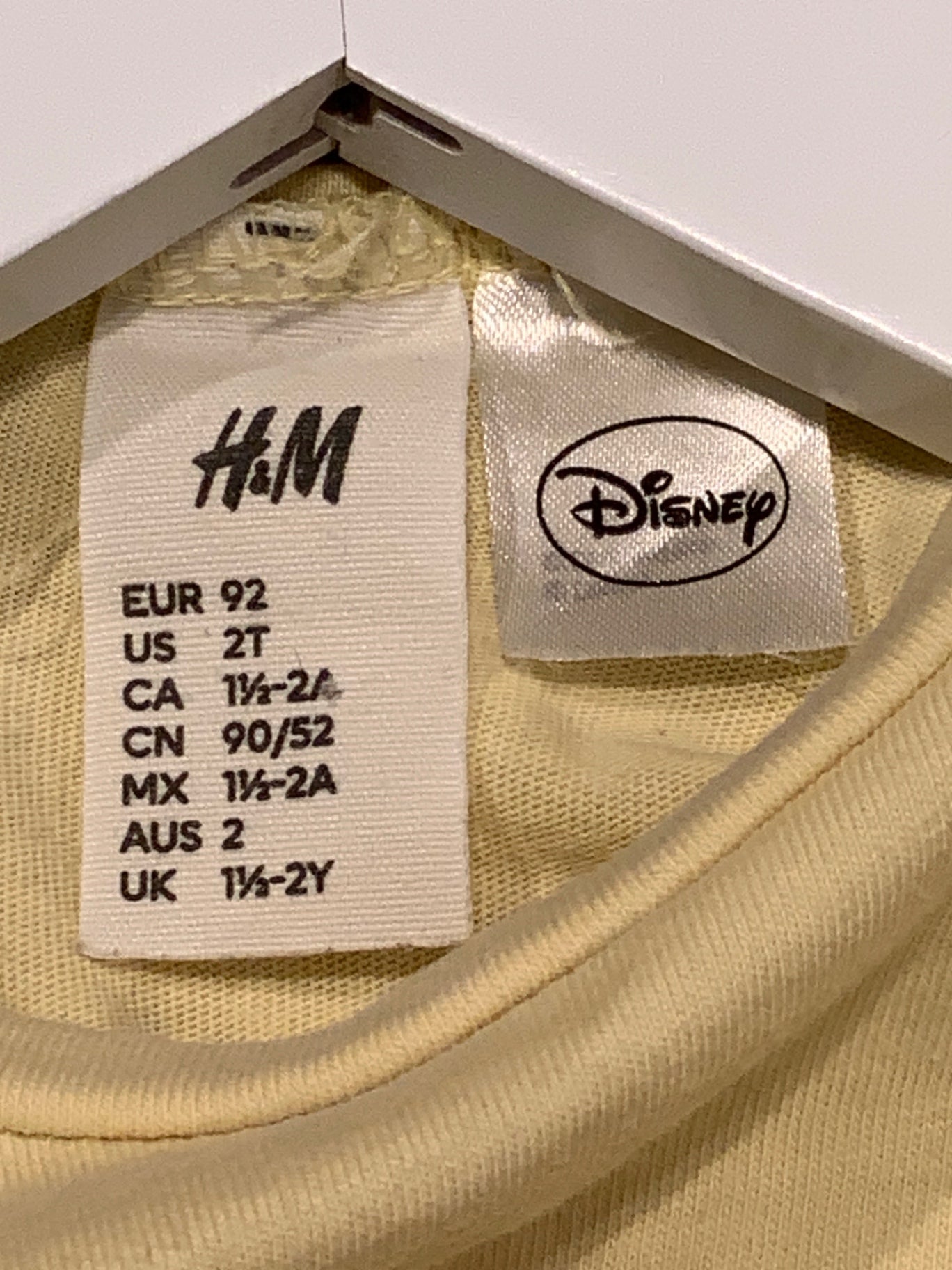 S H&M Disney T-shirt 92 Gul - Prinsessor