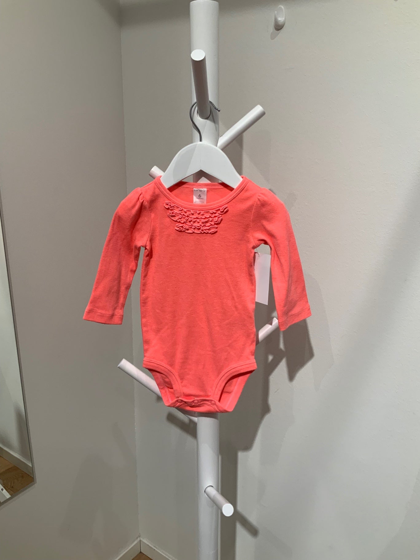 S Carter's Body 68 neon