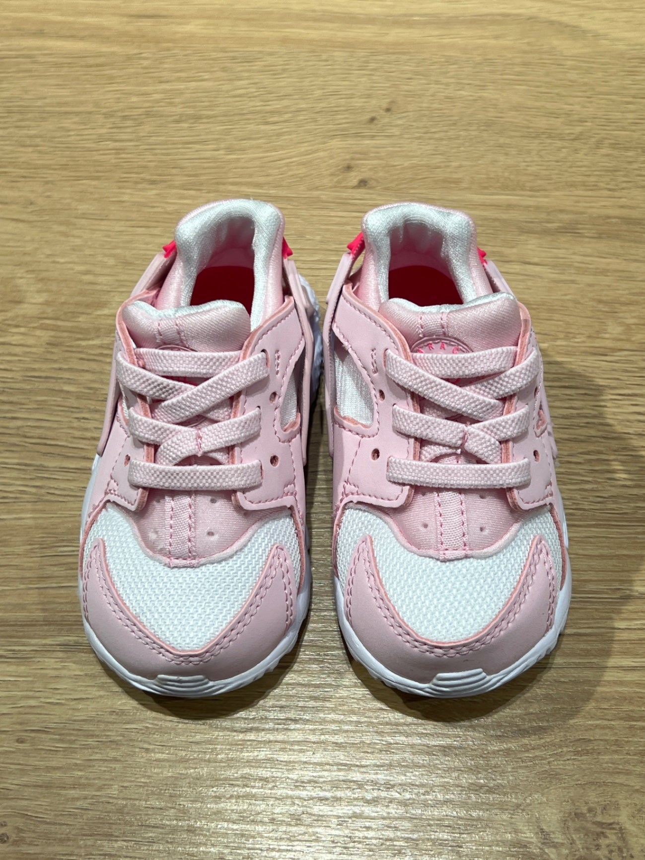 S Nike Sneakers 21 Rosa Huarache Run