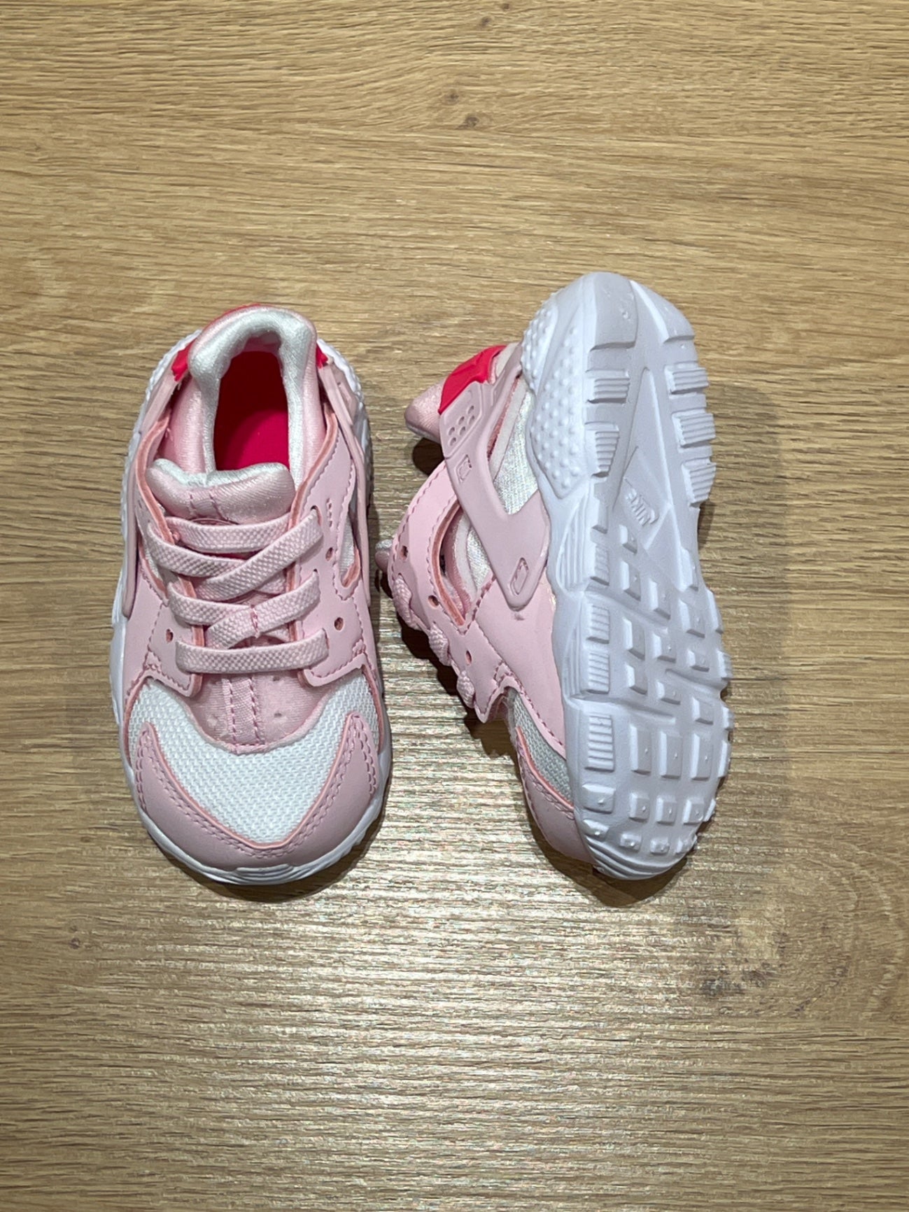 S Nike Sneakers 21 Rosa Huarache Run