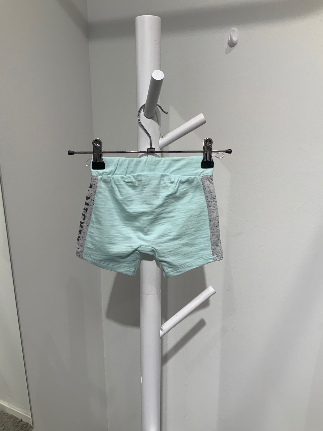 S C&A Shorts 74 mintgrön