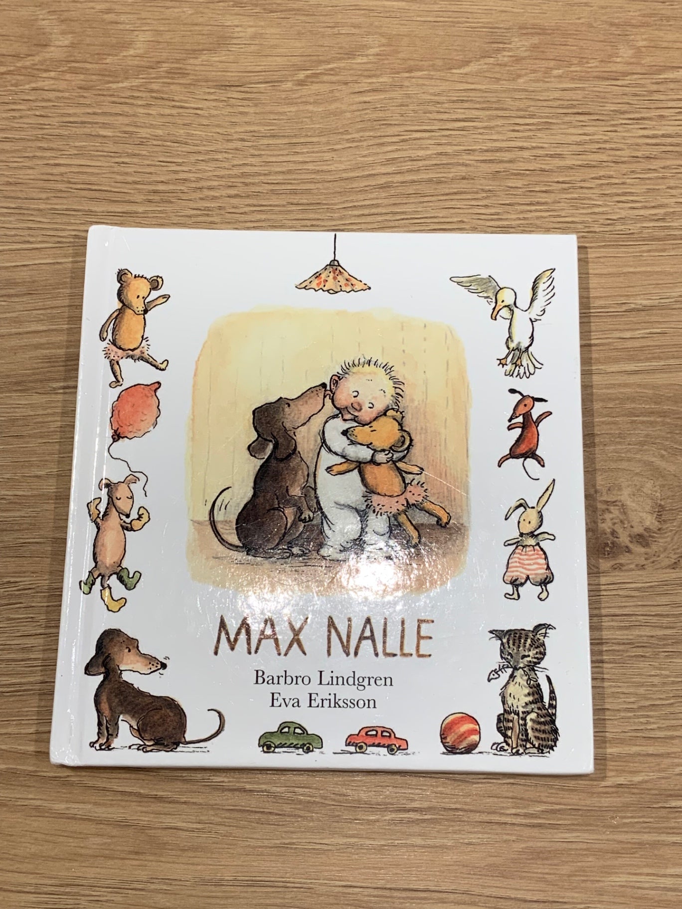 S Bok Max Nalle