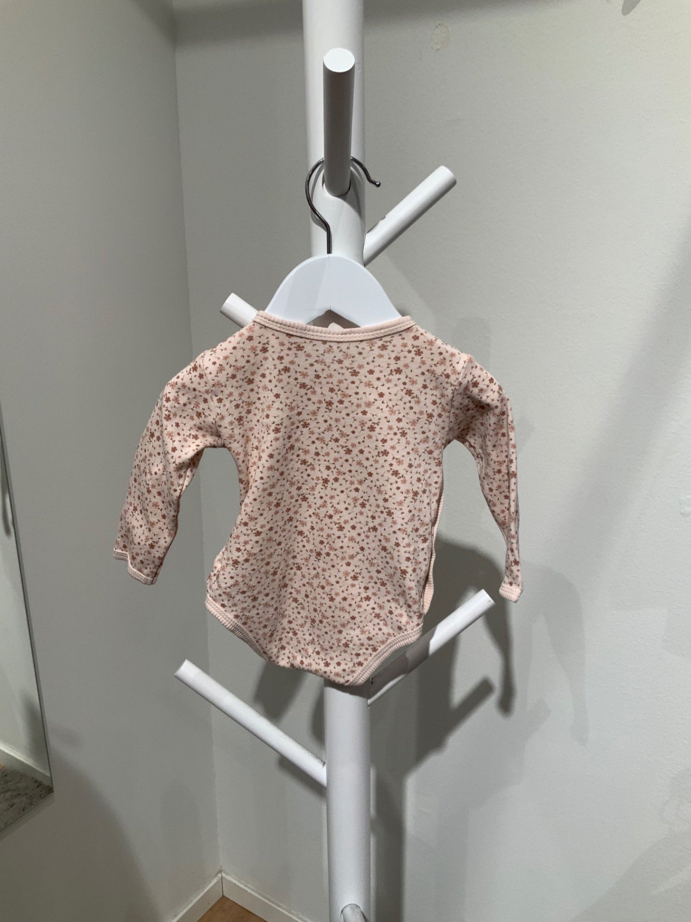 S Fixoni Body 62 Rosa/Blommig