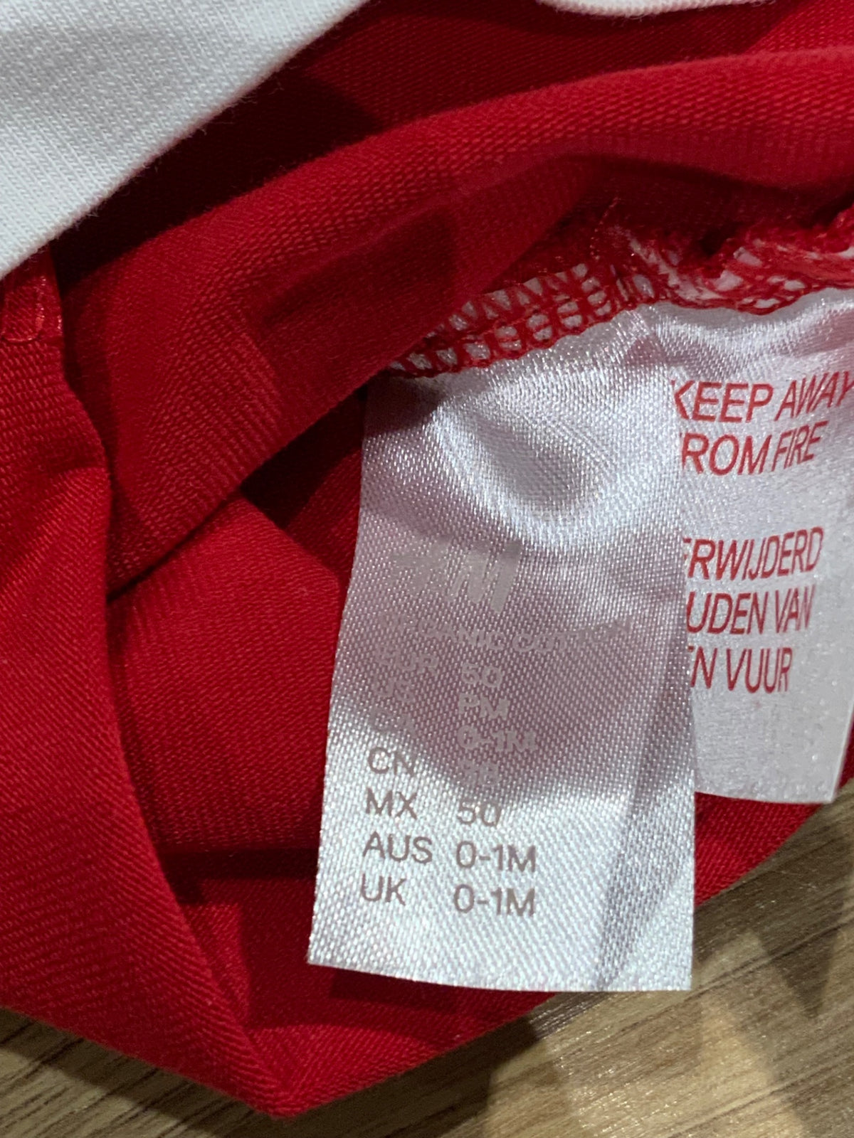 H&M Tomteluva 50 Röd