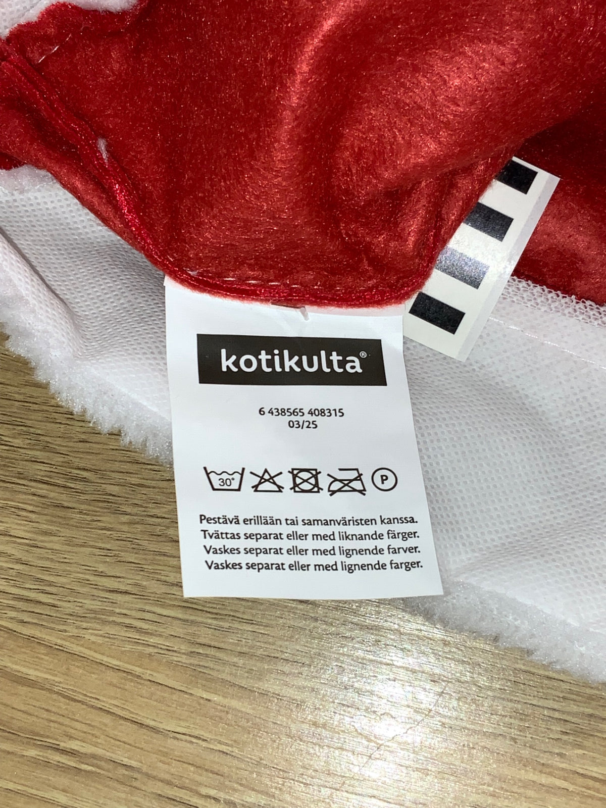 Kotikulta Tomteluva Röd/Vit (Ny)