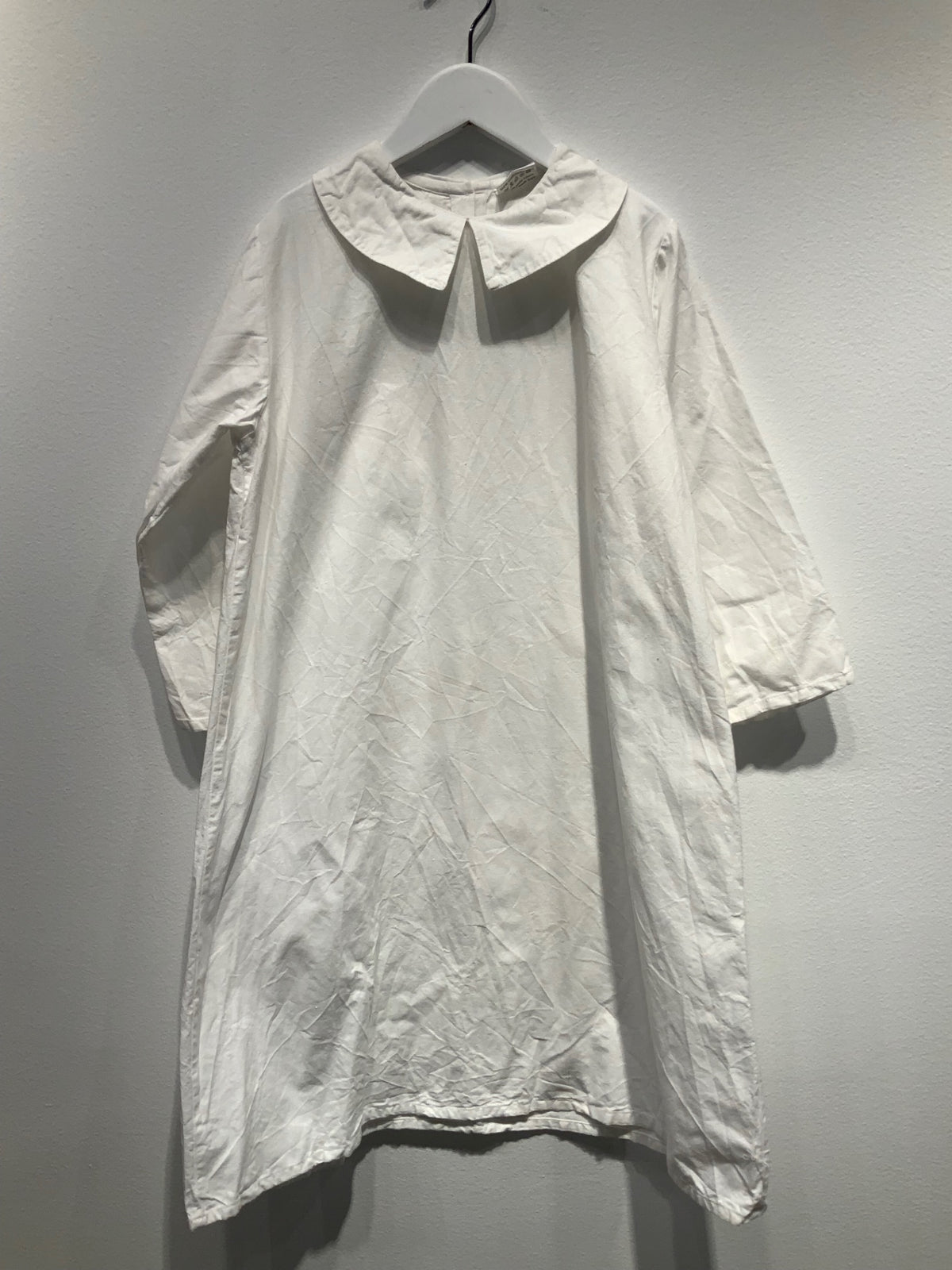 MyWear Luciaklänning 110/116 Vit A: Dov fläck