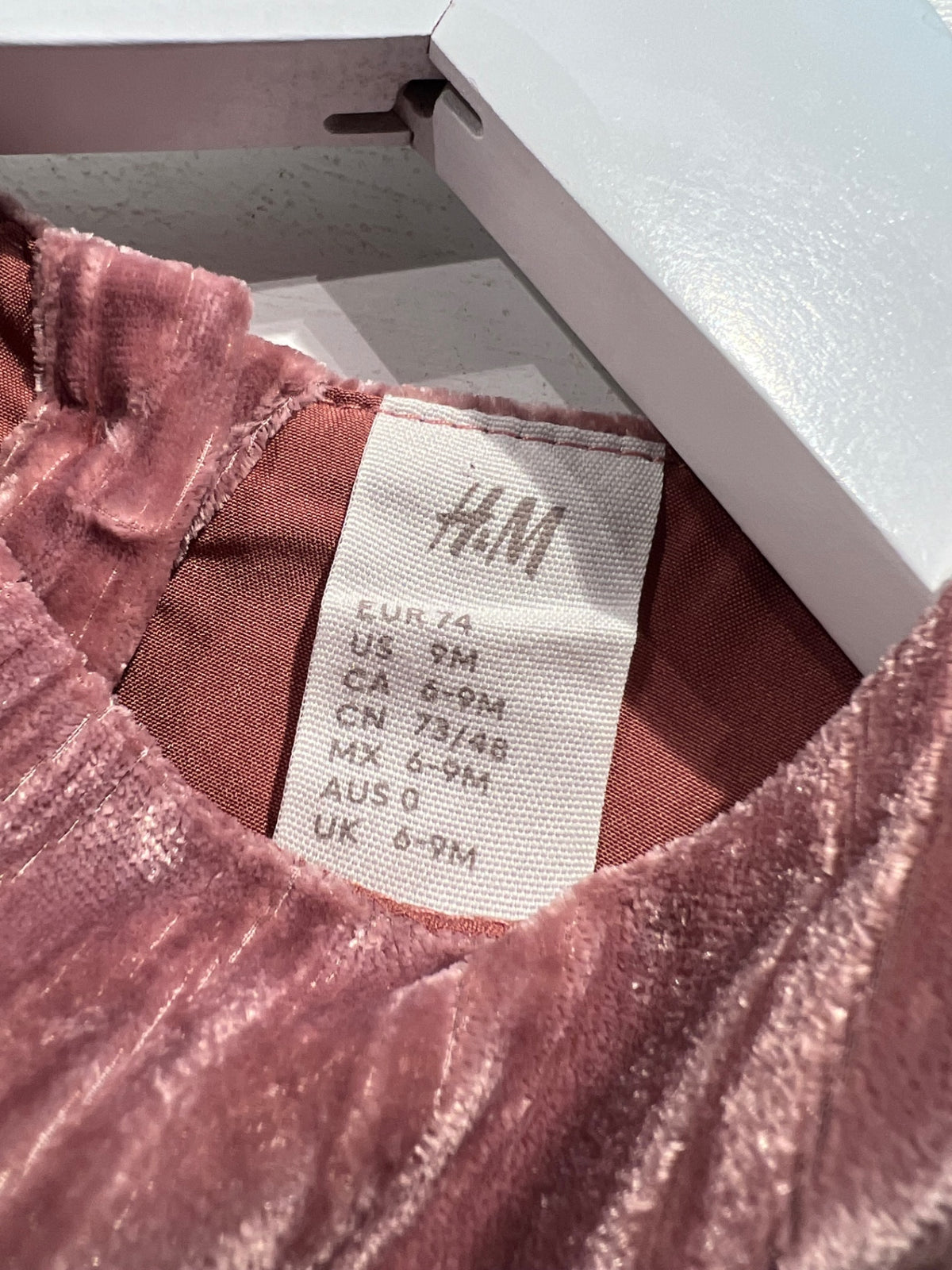 H&M Klänning i sammet 74 Lila