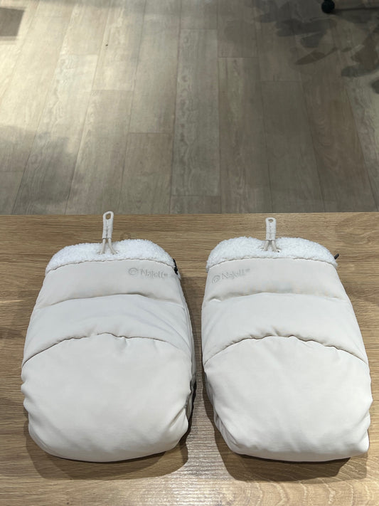 Najell handmuff med dragkedja (dun) Ljusbeige (NY)