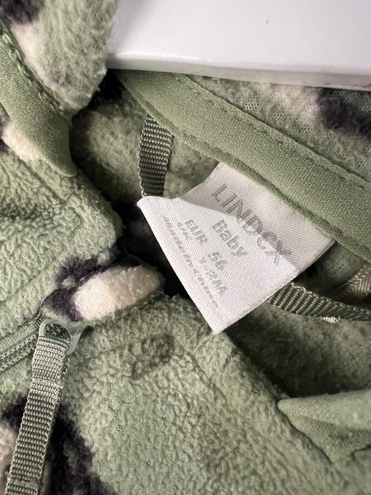 Lindex Fleece overall 56 Ljusgrön/Igelkottar
