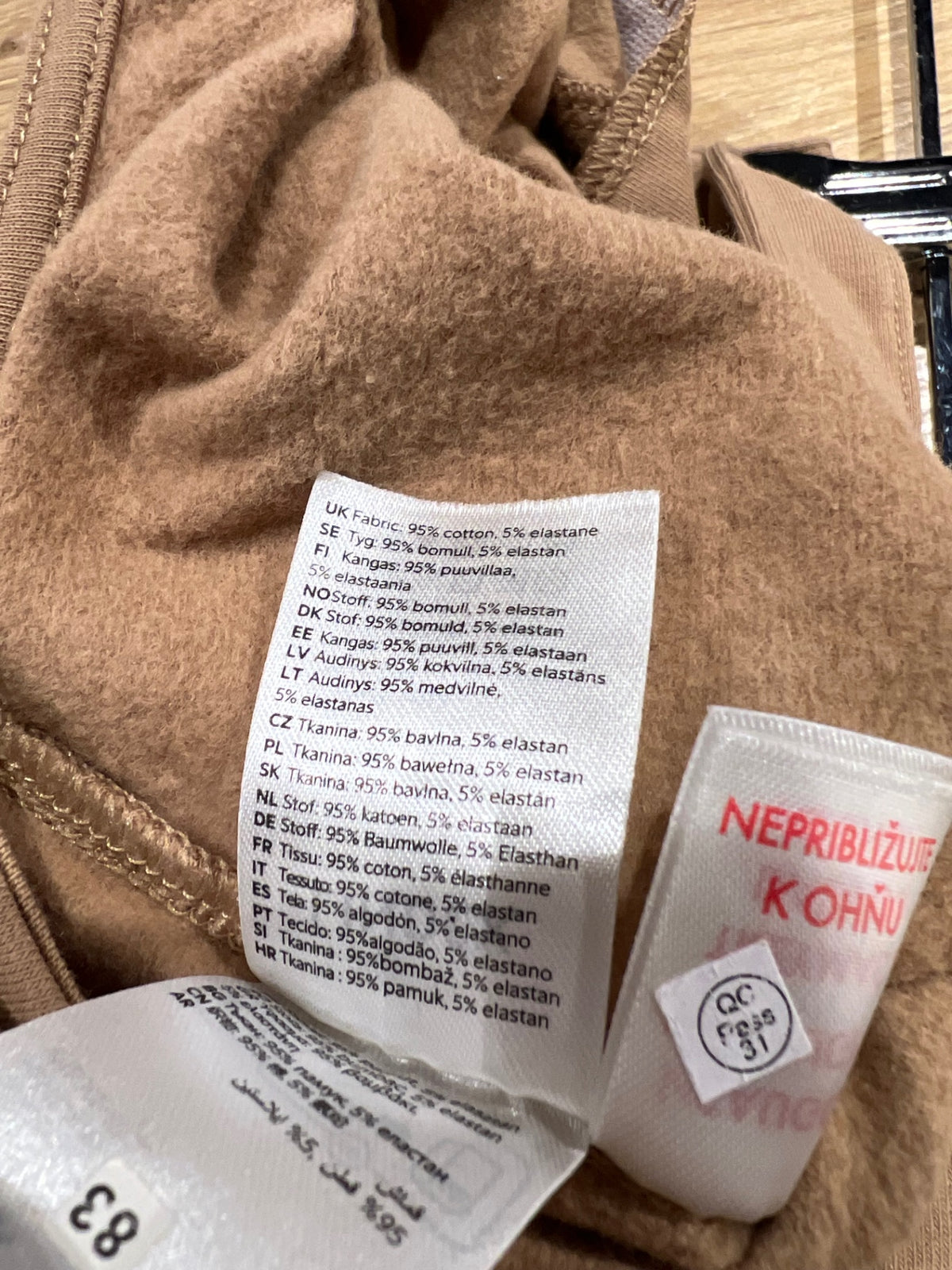 Lindex Hängselbyxor borstad insida 80 Brun